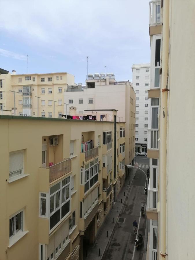 Apartamento Keka En Playa La Victoria Con Ascensor Grupo Ac Gestion Cádiz Exterior foto